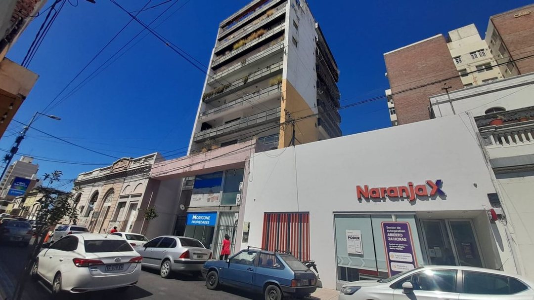 VENTA-DPTO. DOS DORMITORIOS/COCHERA Y BAULERA