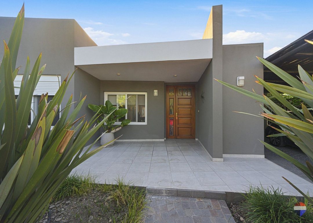 Venta Casa una planta Barrio La Montura