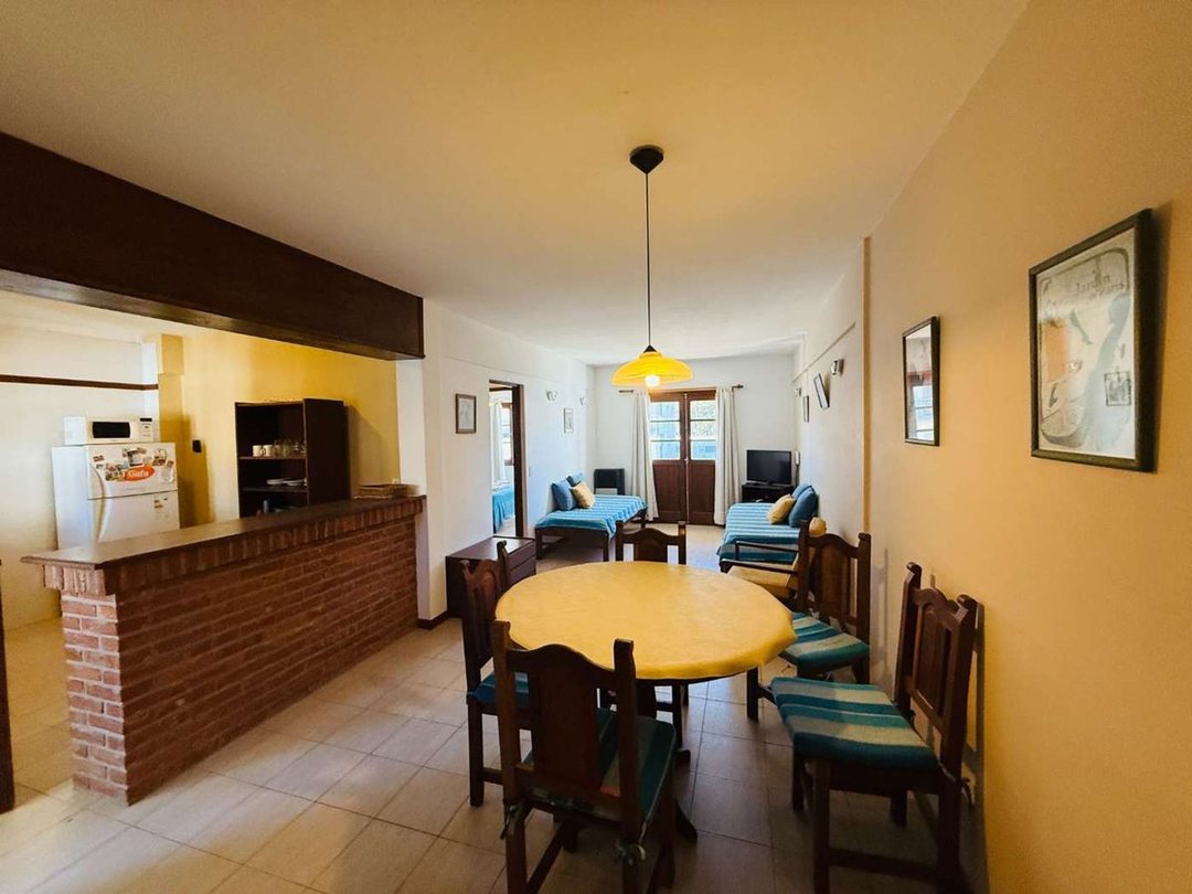DEPARTAMENTO VENTA PINAMAR 2 AMB Y MEDIO  PISCINA