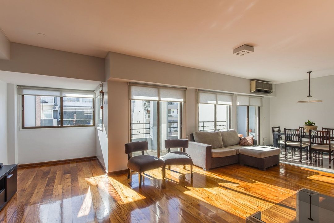 VENTA CABALLITO DEPTO. DÚPLEX 5 AMB C/DOS COCHERAS