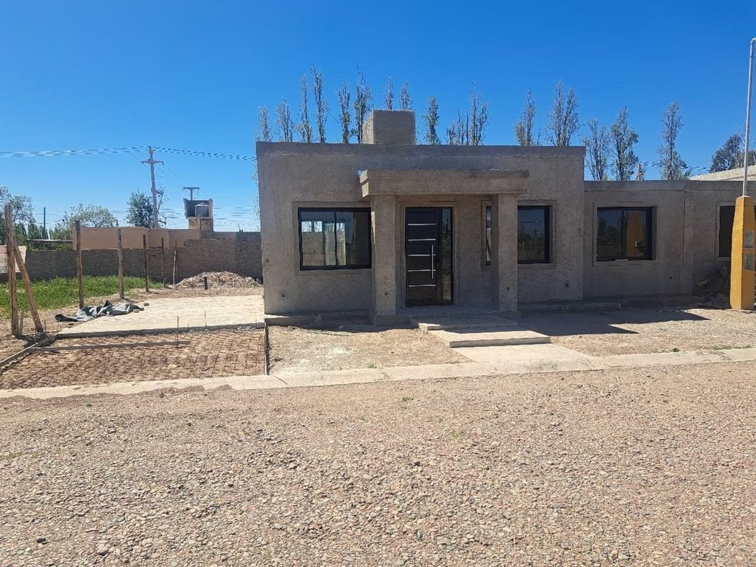 VENTA CASA EN COQUIMBITO MAIPU FINANCIACION PROPIA