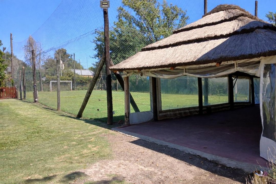 VENTA LOTE CON QUINCHO GRAL RODRIGUEZ