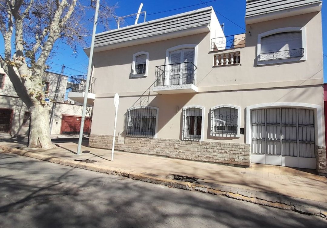 VENTA CASA APTA CREDITO CIUDAD MENDOZA