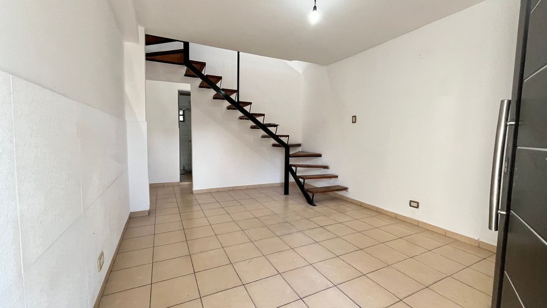 PH al frente 1 dormitorio con patio