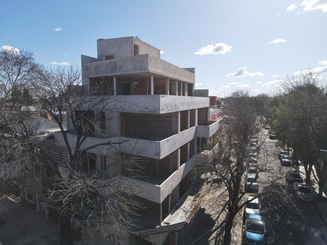 VENTA 3 AMB - 2 BAÑOS - TERRAZA - VILLA REAL