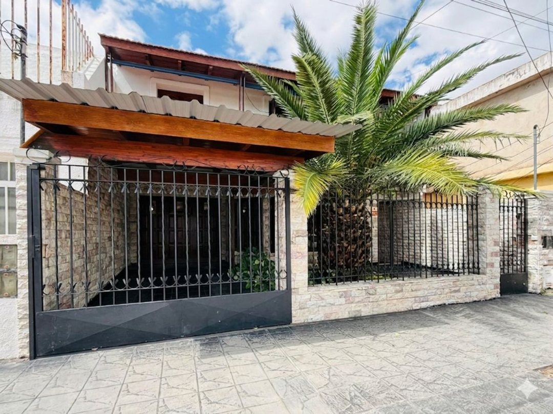 VENTA CASA 4 DORM SAN MARTIN APTA CREDITO