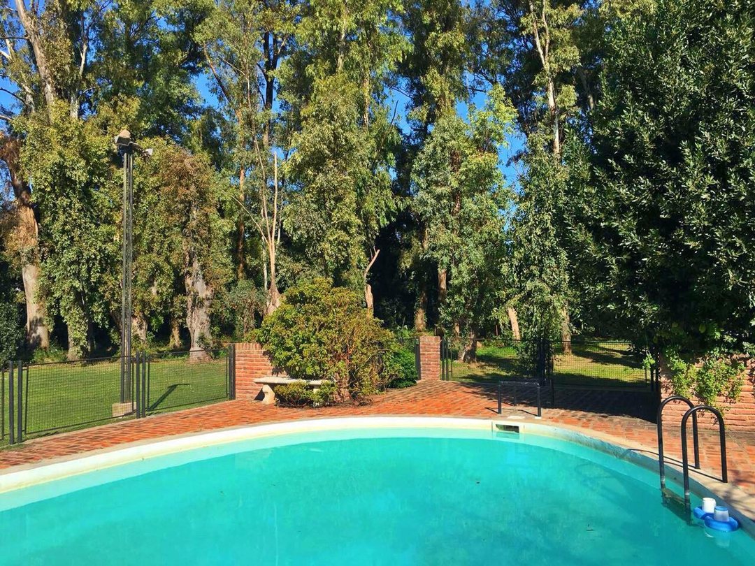 VENTA CASA QUINTA LOTE 7000m2 MERLO