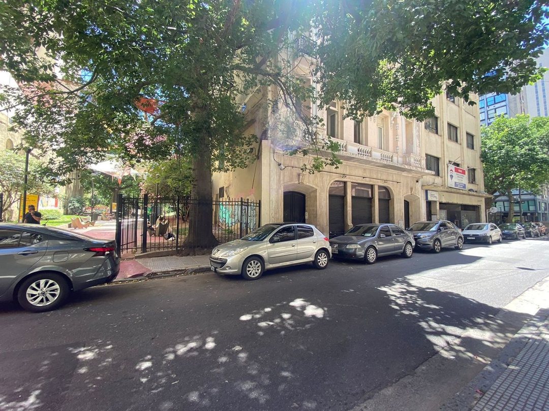 OFICINA VENTA EDIFICIO EN BLOCK AV RIVADAVIA