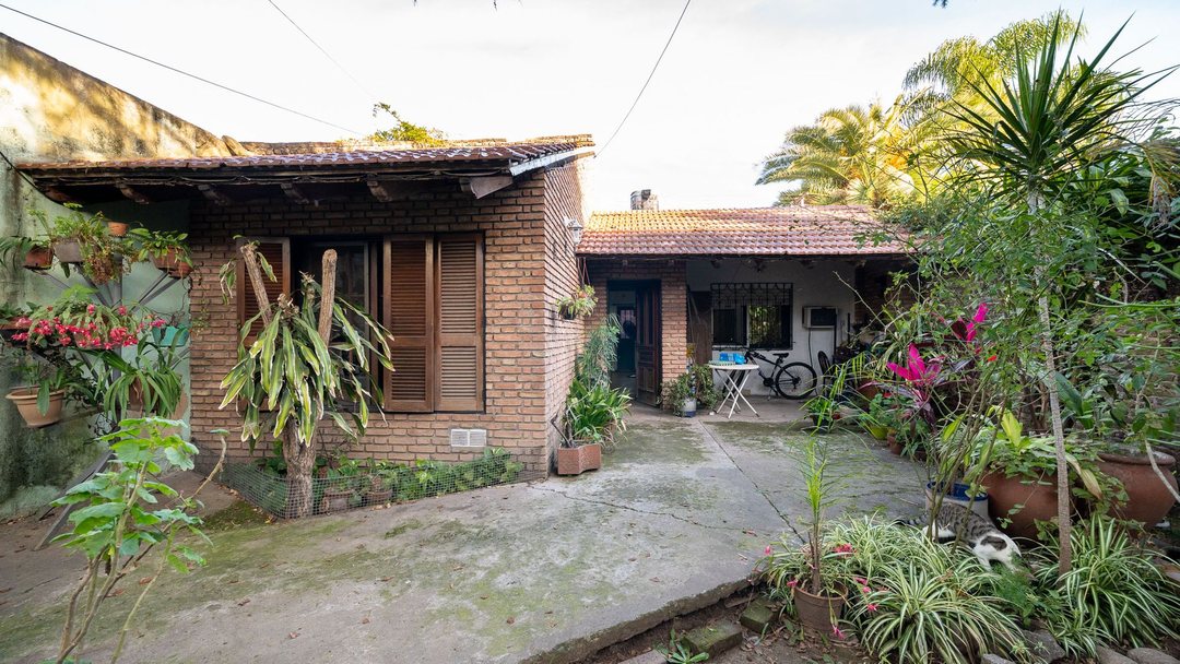 CASA EN VENTA 2 DORMITORIOS BARRIO LUDUEÑA