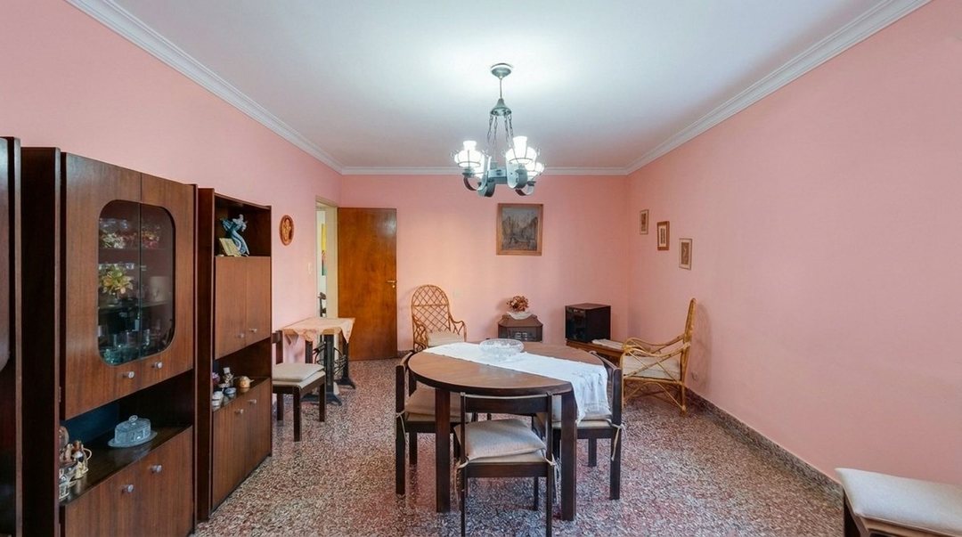 VENTA DE CASA 3 DORMITORIOS Y GALPON EN LOS HORNOS