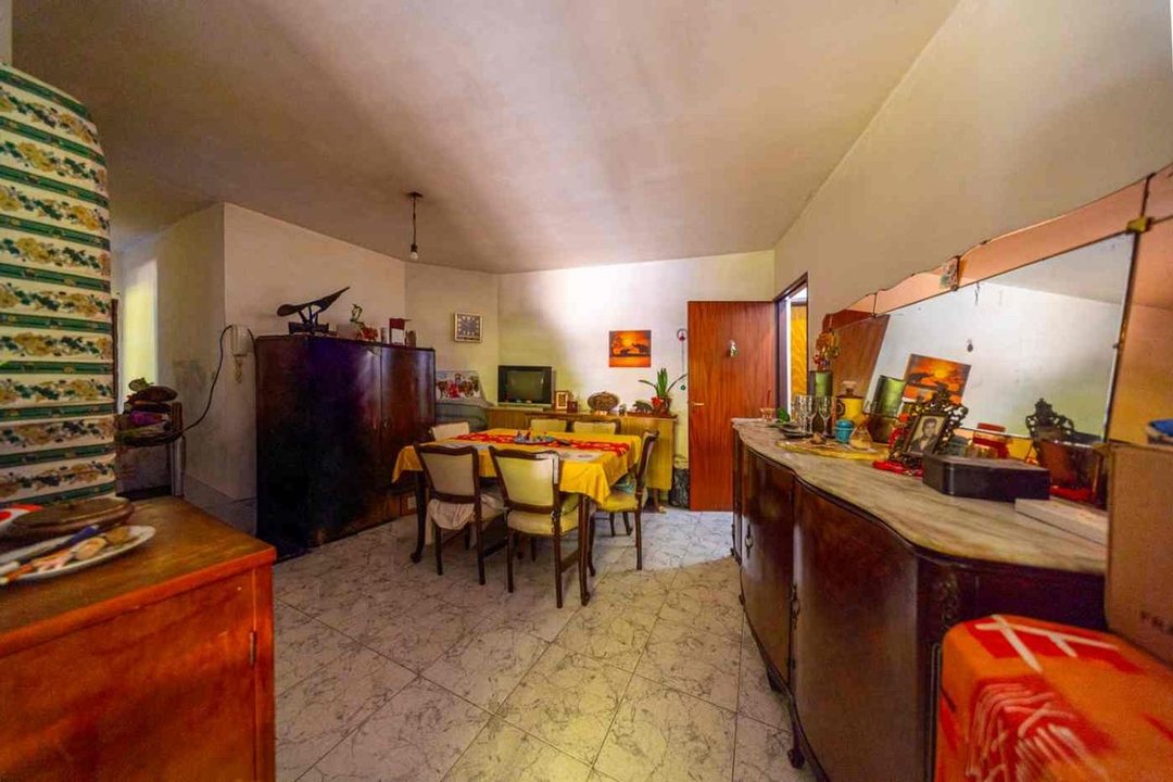 PH EN VENTA PLANTA ALTA UN DORMITORIO CON BALCON