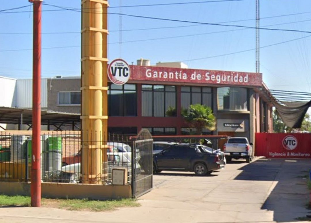 VENTA OFICINAS GALPON MENDOZA RODRIGUEZ PEÑA