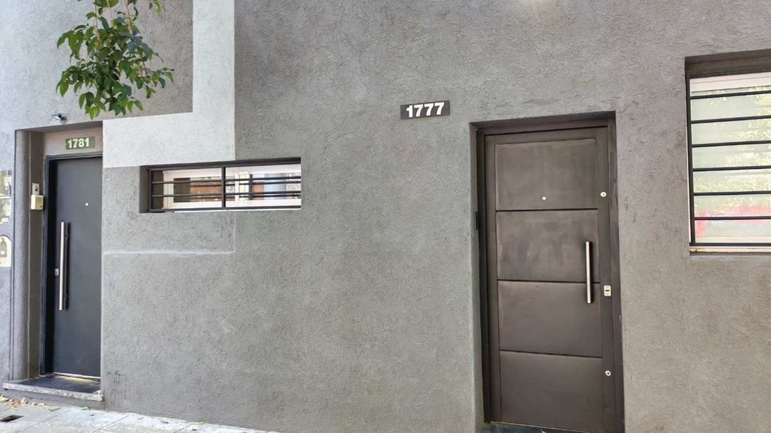 VENTA- PH-3 AMBIENTES- TERRAZA- A REFACCIONAR