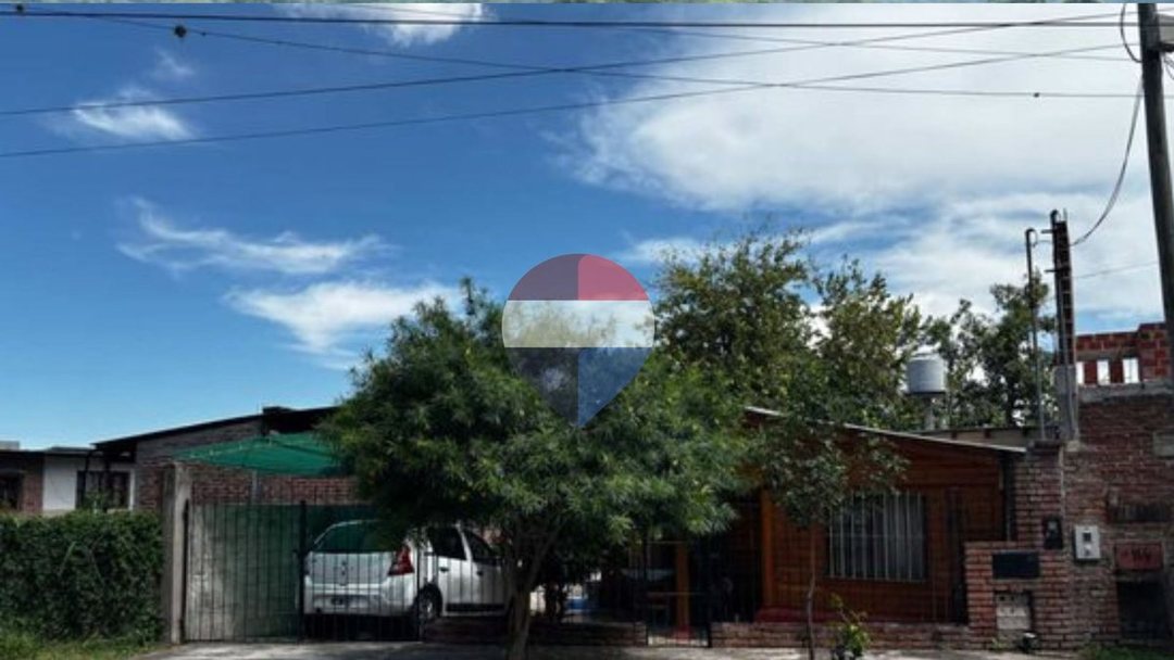 VENTA CASA 3 DORMITORIOS PRE FABRICADA LOS PERALES