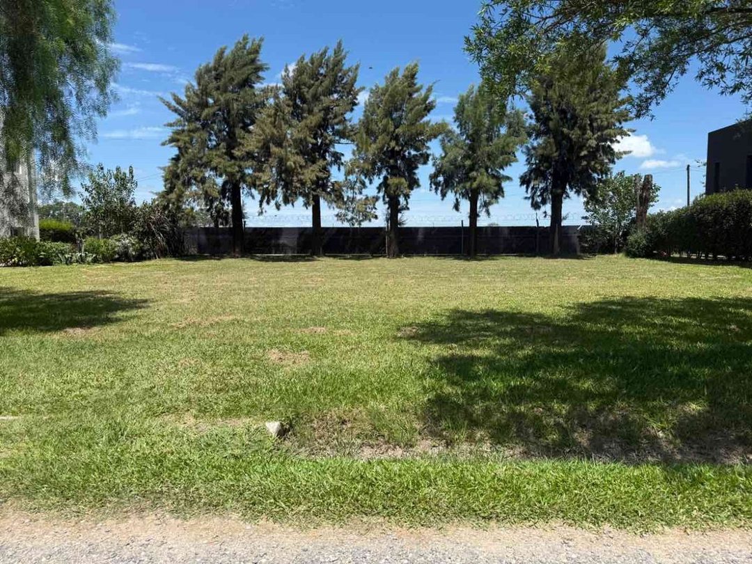 VENTA HERMOSO LOTE EN " EL PASO" CLUB DE CAMPO