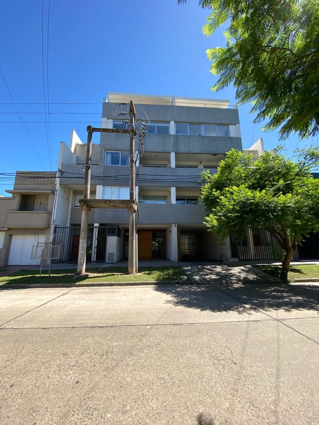 DTO DE UN DORMITORIO CON COCHERA EN GUADALUPE