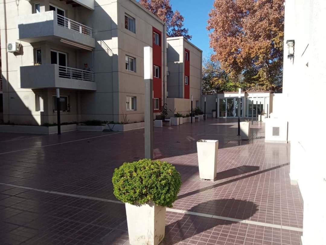 Venta Dptos 2 dorm. cochera seguridad APTO CREDITO