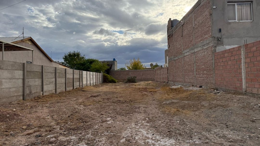 VENTA LOTE - B° PORTAL RIO COLORADO - PLOTTIER