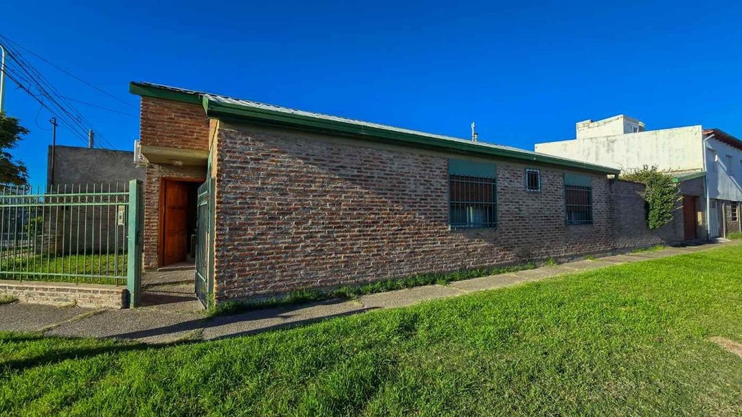VENTA CASA DE 4 HAB. APTA CREDITO
