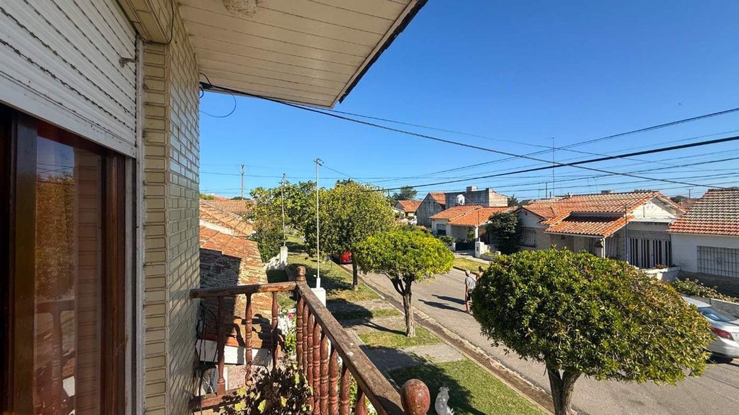Venta Hotel en Serena a 2 cuadras del mar