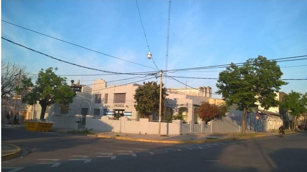 Remax vende importante esquina