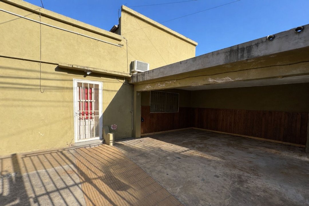 CASA EN VENTA EN PERGAMINO