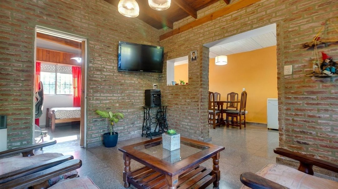 CASA EN VENTA CITY BELL 3 DORMITORIOS