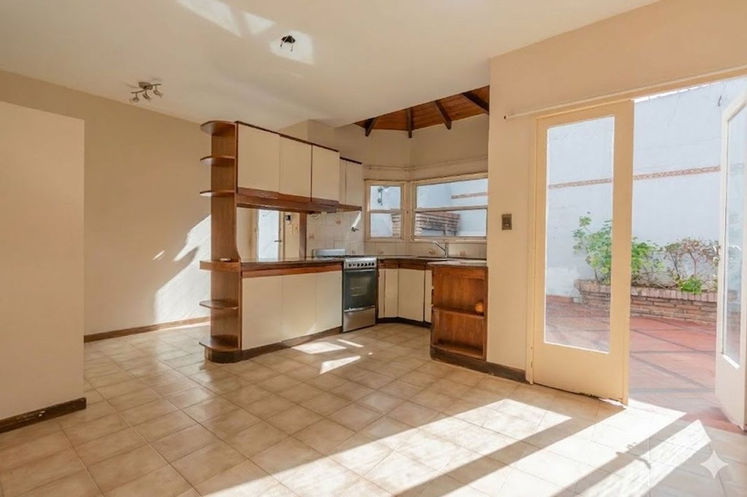 Venta casa V. Devoto 5 amb garage A Crédito