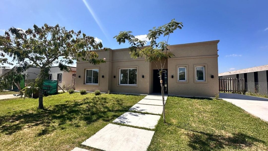 Venta Casa Pilar del Este Santa Emilia- Pilar