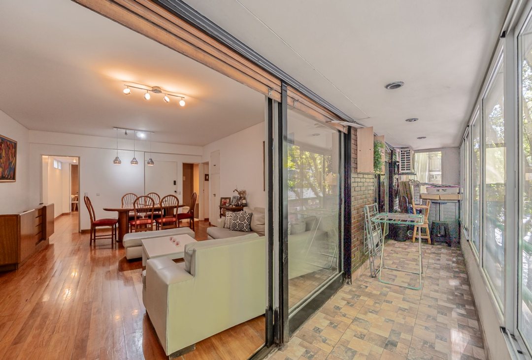Venta Departamento 4 ambientes Con Dependencia