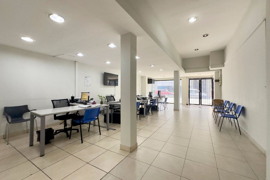 VENTA LOCAL COMERCIAL,ZONA SAN MARTIN CENTRO