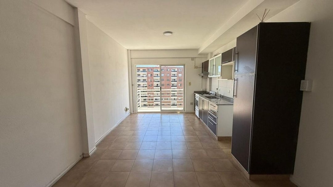 DEPARTAMENTO 2 AMBIENTES VENTA AVELLANEDA BALCON