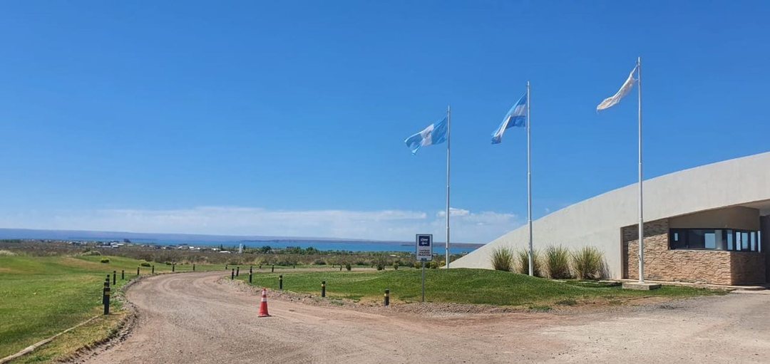 TERRENO EN VENTA - CHOCON MEDIO ETAPA MEDANOS