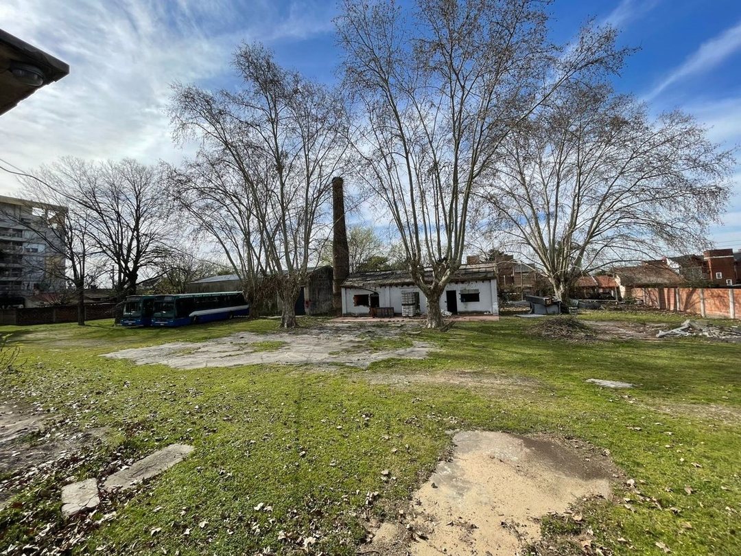 Venta de Galpón LOTE Manzana en Belen de Escobar