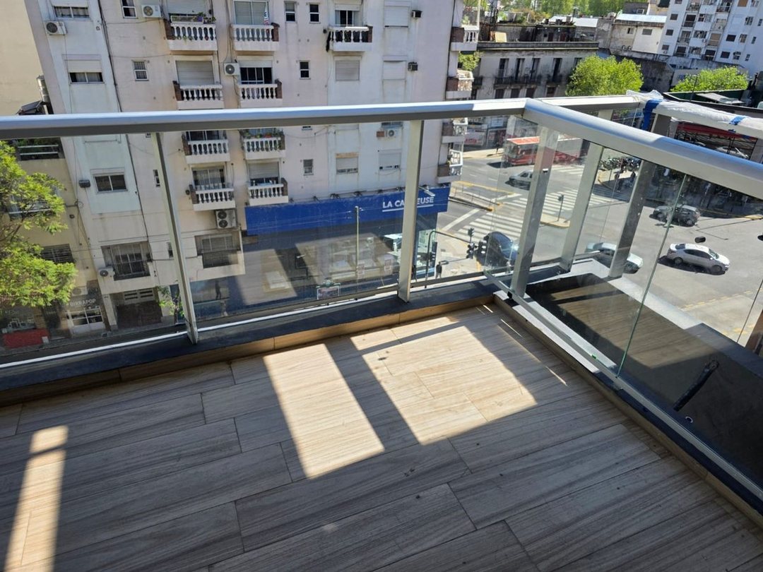 Venta 2 Amb Estrenar Balcón Terraza Sol Caballito