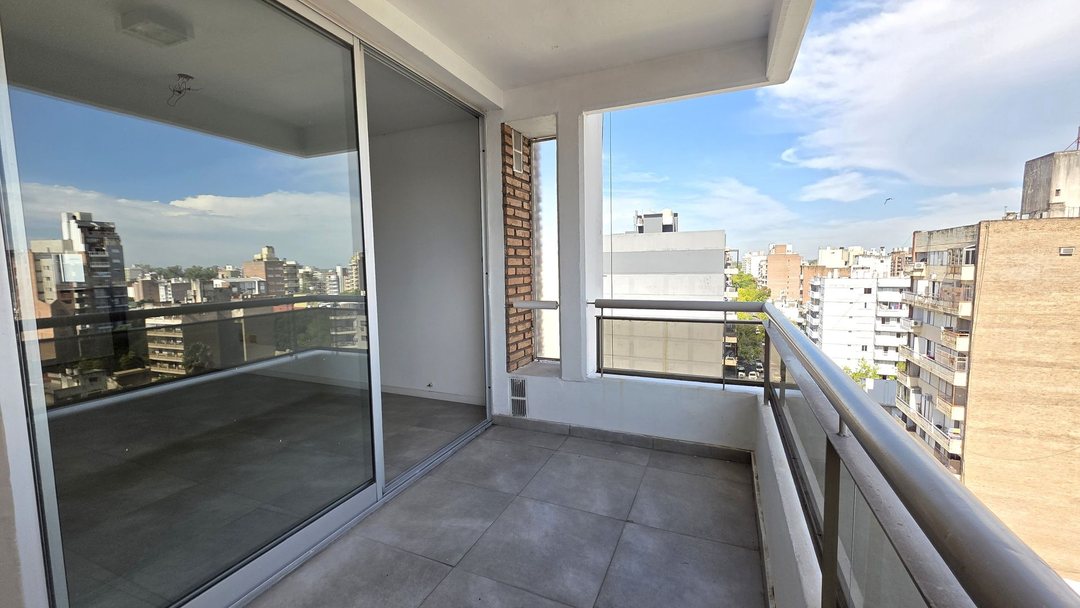 Venta Departamento 1 Dormitorio. Balcòn. ESTRENAR.