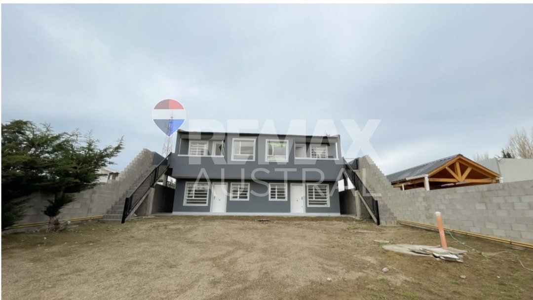 4 Deptos, Venta. B° Tres Pinos  Giraudo 806