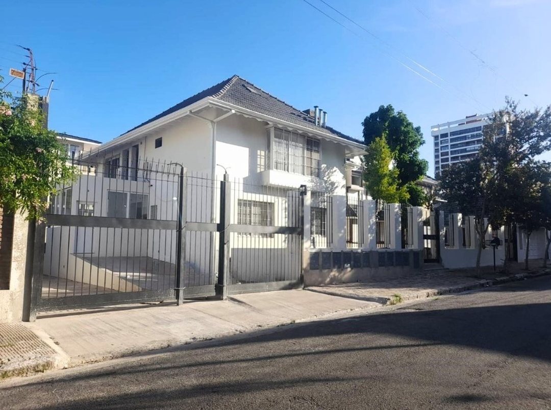 DEPARTAMENTO 3 AMB COCHERA PISCINA QUILMES VENTA