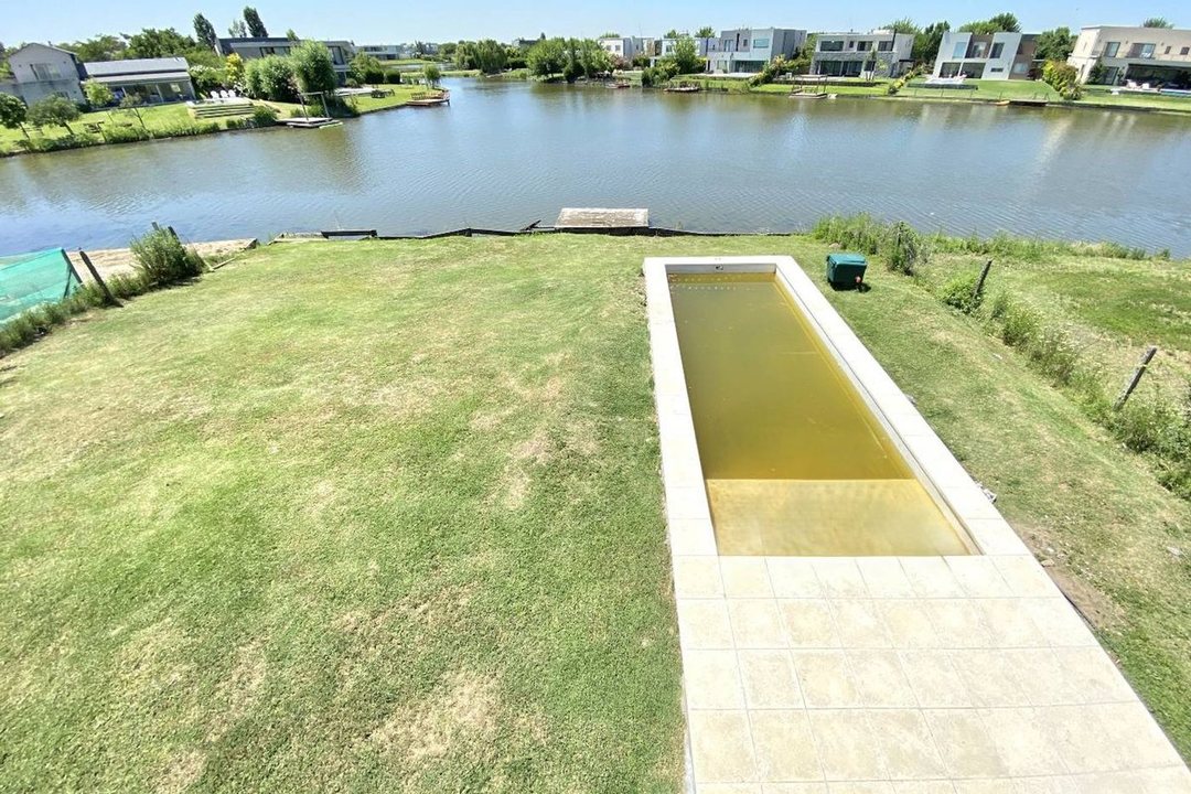 Venta Casa Estrenar Laguna y Pileta Cantón Islas