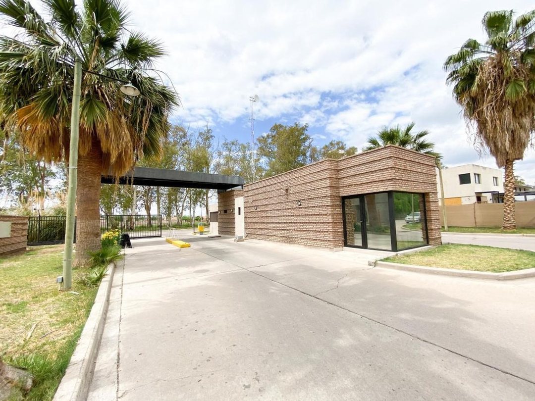Lote en venta Barrio Privado Nautilus 1.100 m2