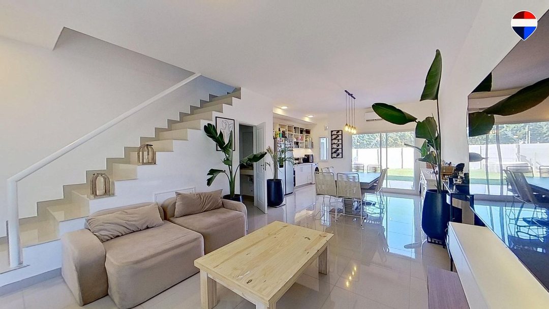 VENTA CASA 4 AMB -PILAR -Barrio Las Margaritas