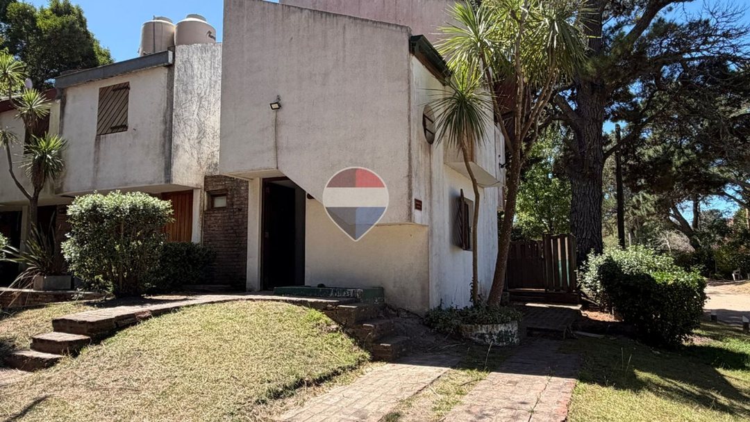 VENTA DUPLEX CUATRO AMBIENTES EN PINAMAR