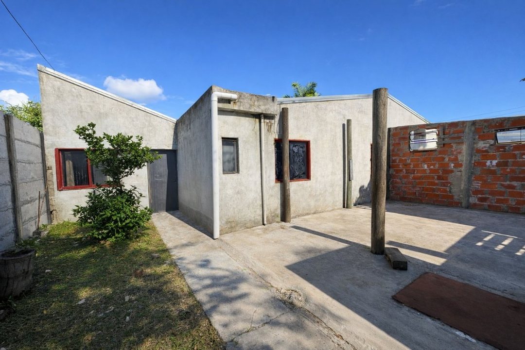 Casa a Refaccionar en Venta