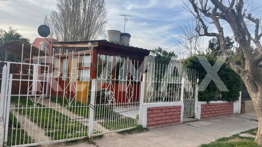 VENTA CASA 3 DORMIS-CENTENARIO-APTA A CRÉDITO