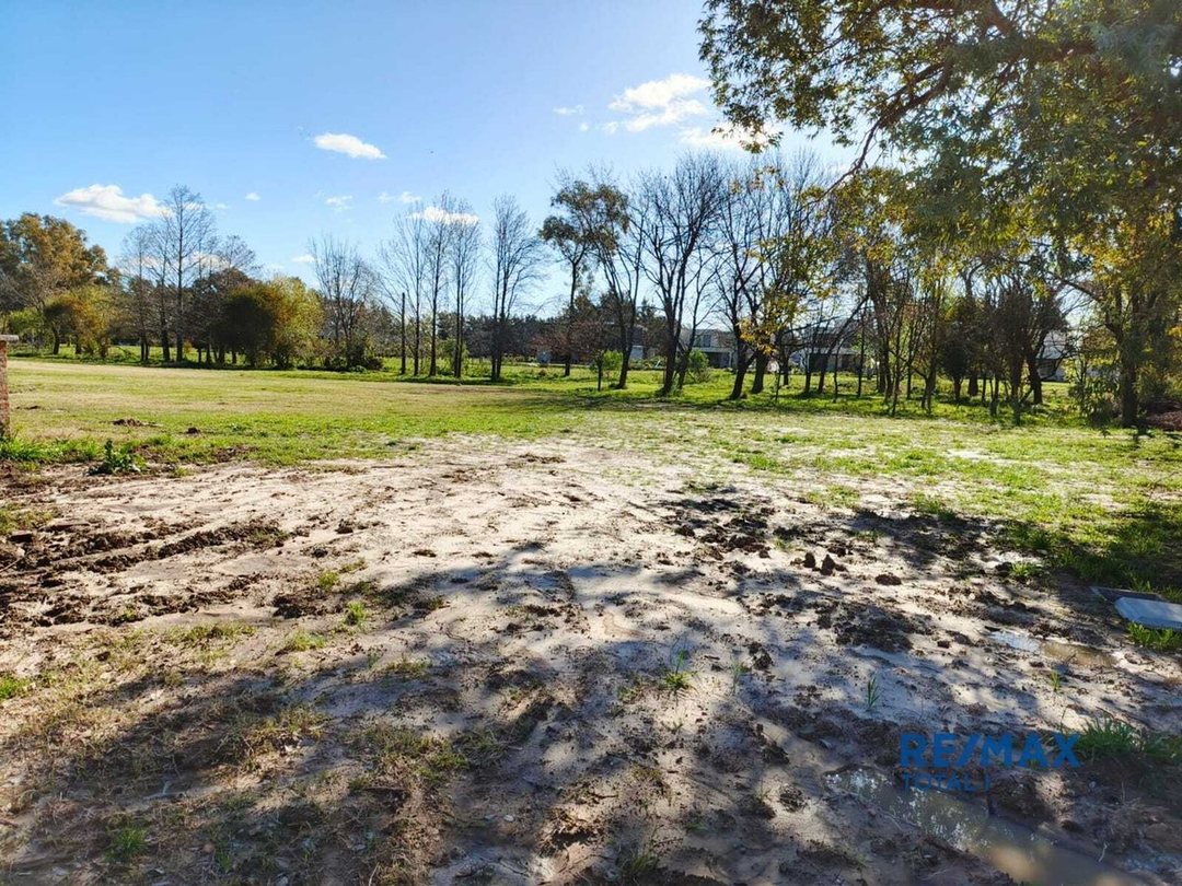 Venta lote Azzurra Pilar 859m² fondo Arroyo