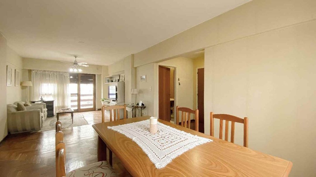 VENTA DEPARTAMENTO 3 AMB CON DEPENDENCIA Y COCHERA