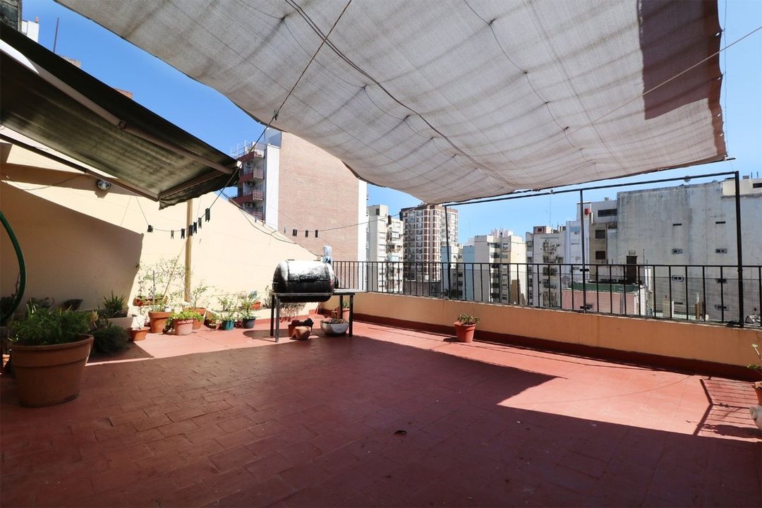 PISO DUPLEX 5 AMB + TERRAZA PROPIA EN BELGRANO