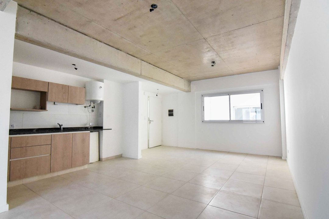 Venta Monoambiente con Patio San Telmo Apto Prof.