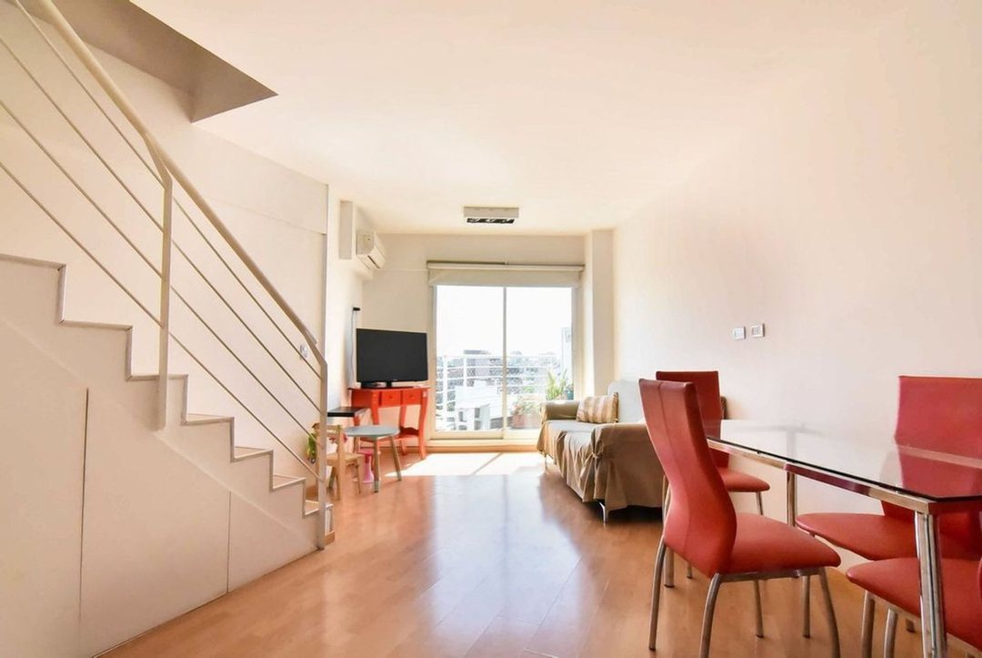 RESERVADO - DEPTO DUPLEX 2 AMB C/COCH - CABALLITO