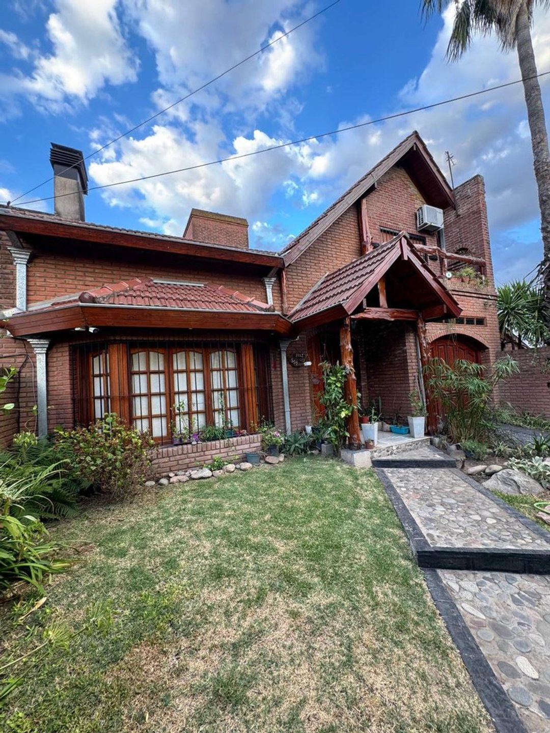 Casa 4 amb en Venta en V, Tesei quincho Parrilla.
